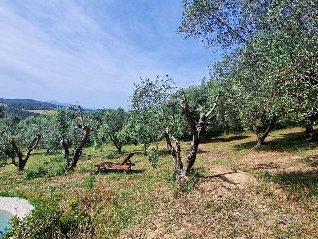 Rustico / Casale di 75 m² con 2 locali e box auto - Altro