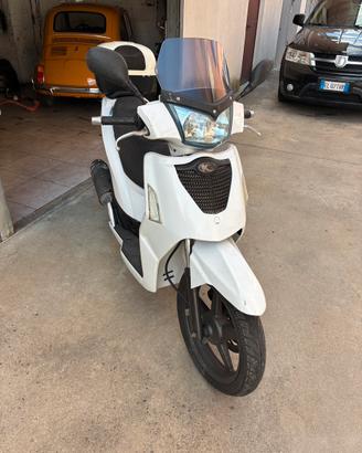Kymco people 200