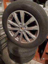 N. 4 CERCHI IN LEGA D'ALLUMINIO CON PNEUMATICI