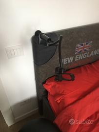 supporto telefono per letto