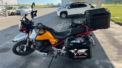 Moto Guzzi V85 TT Evocative Graphics MY 2021