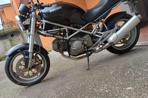 Ducati Monster 600 2001