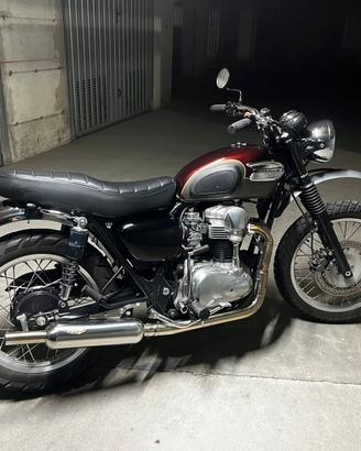 Kawasaki w650 w 650 scrambler