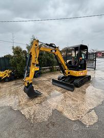 E165 Mini escavatore 30 q Caterpillar 303E
