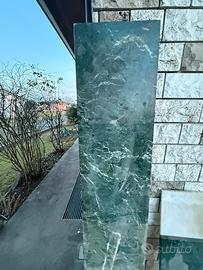 Lastre di marmo verde Guaremala