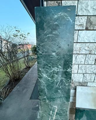 Lastre di marmo verde Guaremala