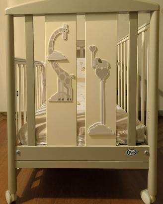 Arredo neonato: lettino, fasciatoio, settimino