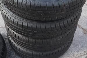 neumatici 135/80R13 70t