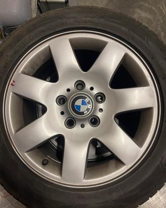 Cerchi in lega e gomme BMW serie1