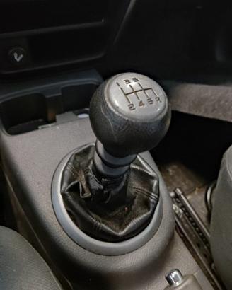 Leva cambio FIAT SEDICI 4X4 1910cc MTJET del 2008