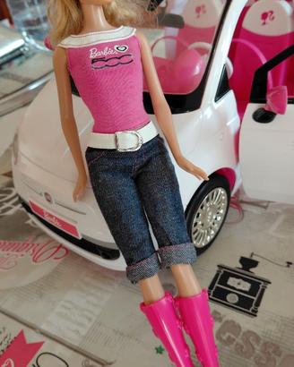 Barbie e Fiat 500 bianca e rosa