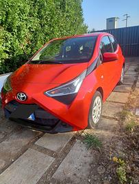 TOYOTA AYGO CONNECT