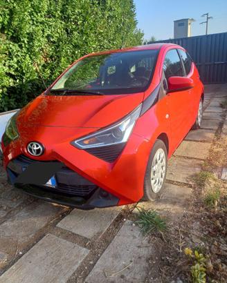 TOYOTA AYGO CONNECT