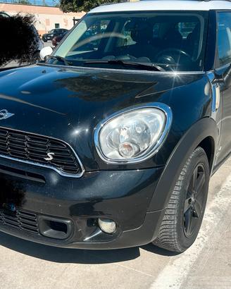 Mini Countryman 2.0 Diesel ALL4 Automatica – Top