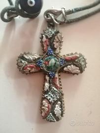 croce vintage in micromosaico