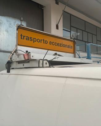Dispositivo superiore segnalazione trasp eccezzio