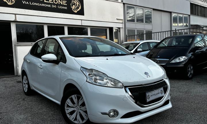 Peugeot 208 1.4 HDi 68 CV 5 porte Allure