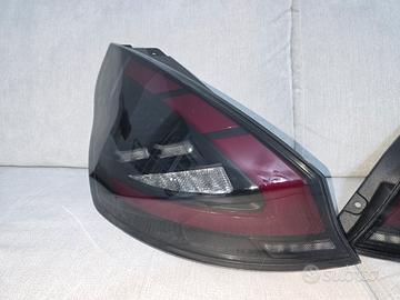 fanali posteriori ford fiesta