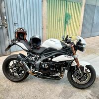 Triumph speed triple