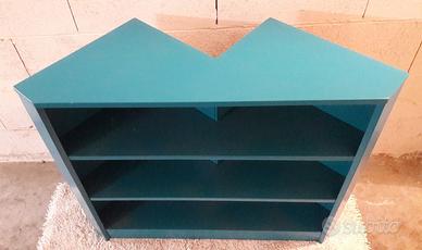 Mobile in legno laccato azzurro