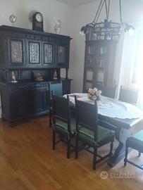 camera da pranzo in legno massiccio del 900