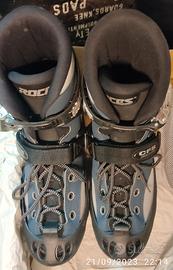 Pattini a rotelle in linea marca "ROCES"