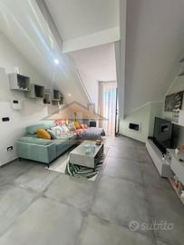 Appart. mansardato con box+p.auto Via Romagnosi