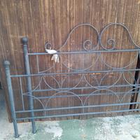 Letto matrimoniale in ferro battuto