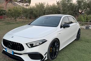 Mercedes a250 premium AMG 224 cv 2019