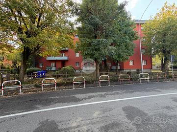2 LOCALI A PARMA