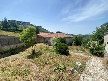 VILLA SINGOLA A MONTEFIASCONE