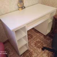 Scrivania studio cameretta in legno bianca