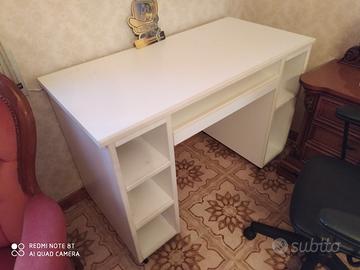 Scrivania studio cameretta in legno bianca