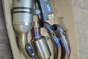 Aprilia tuono / rs 660