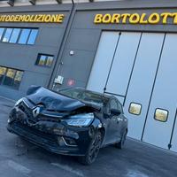 RENAULT CLIO SPORTER 4 per ricambi usati K9KE6