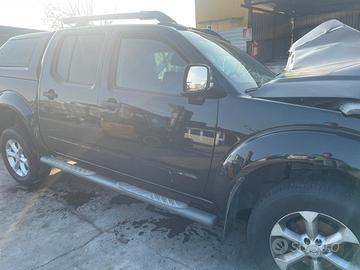 NISSAN NAVARA PER RICAMBI YD 25