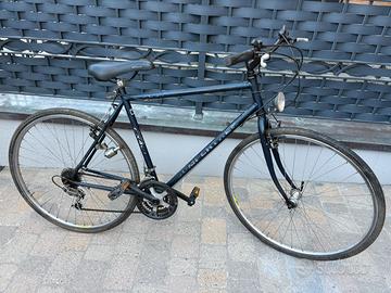 BICI RUOTE 28 CAMBIO SHIMANO 18 RAPPORTI PRONTA