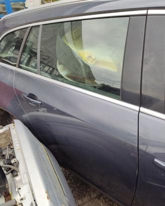 Porta posteriore dx OPEL INSIGNIA del 2011