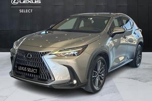 Lexus NX 2.5 plug-in Luxury 4wd e-cvt