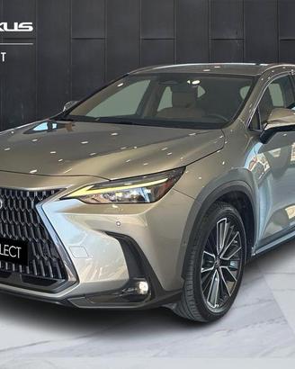 Lexus NX 2.5 plug-in Luxury 4wd e-cvt