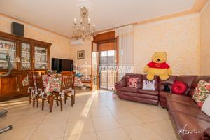 Quadrilocale con doppi servizi zona parco ferrari