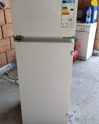 Frigorifero da incasso Ariston