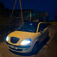 Lancia Y