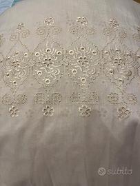 Tenda unico telo con ricamo pizzo Sangallo, écru