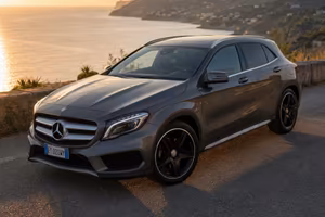 Mercedes-Benz GLA 220 d 4MATIC AMG PREMIUM