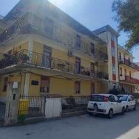 Villafranca,pressi parco briosa,5 vani e servizi