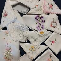 fazzoletti /tovaglioli di stoffa ricamati 