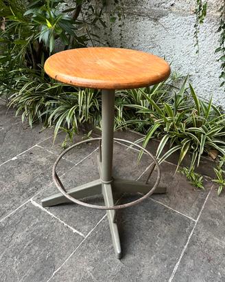 Sgabello vintage regolabile in altezza