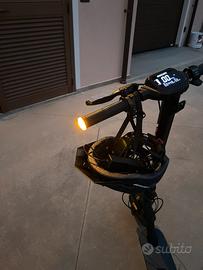 Monopattino elettrico ducati