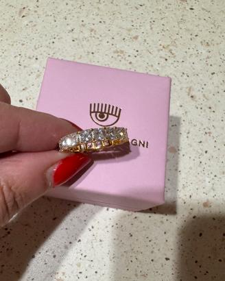 Anello Chiara Ferragni con brillantini